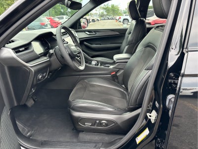 2023 Jeep Grand Cherokee Altitude X 4x4
