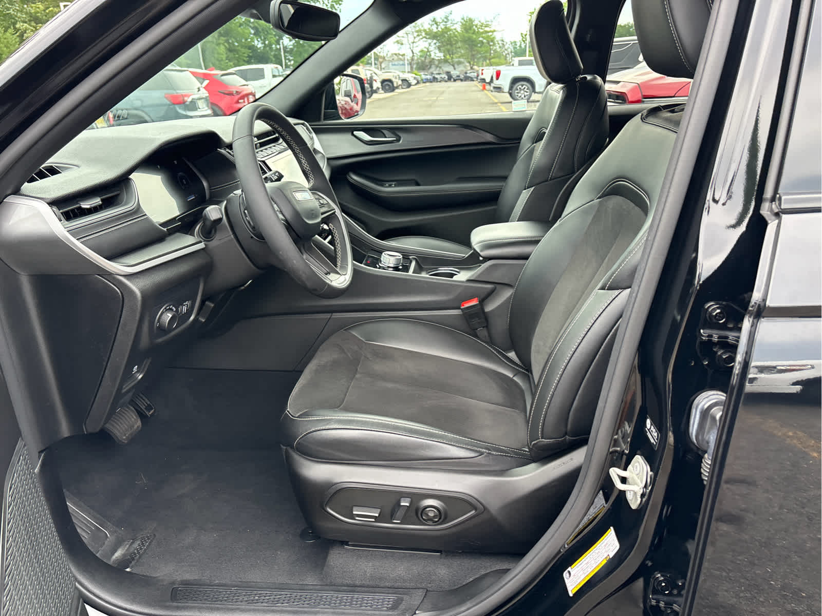 2023 Jeep Grand Cherokee Altitude X 4x4