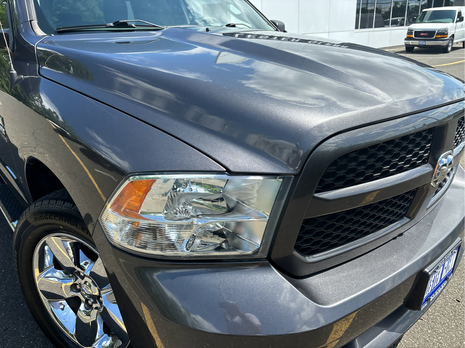 2019 RAM 1500 Classic Express Quad Cab 4x4 6'4" Box