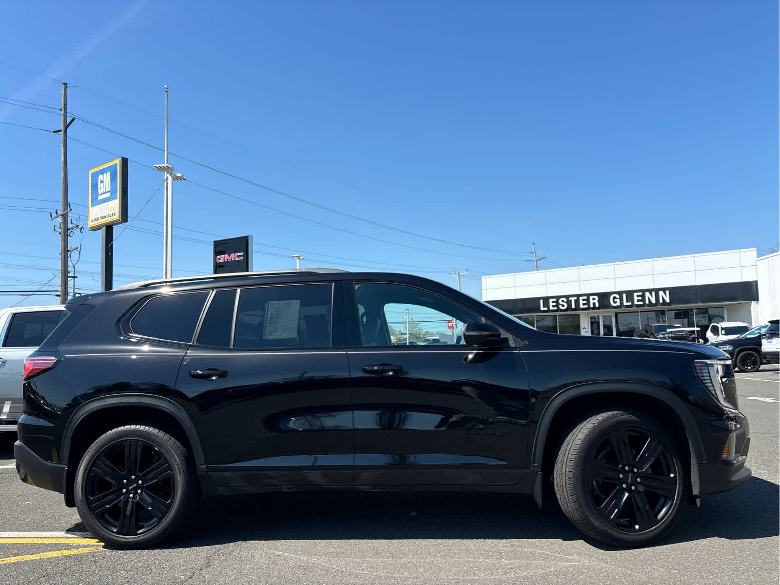 2024 GMC Acadia Elevation