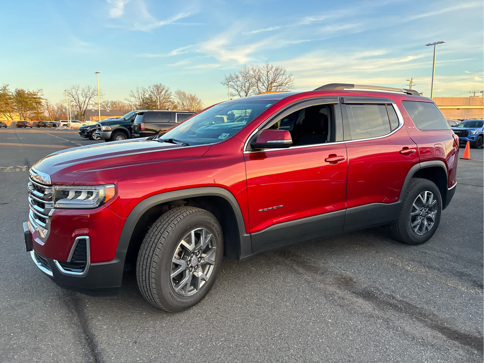 2023 GMC Acadia SLE