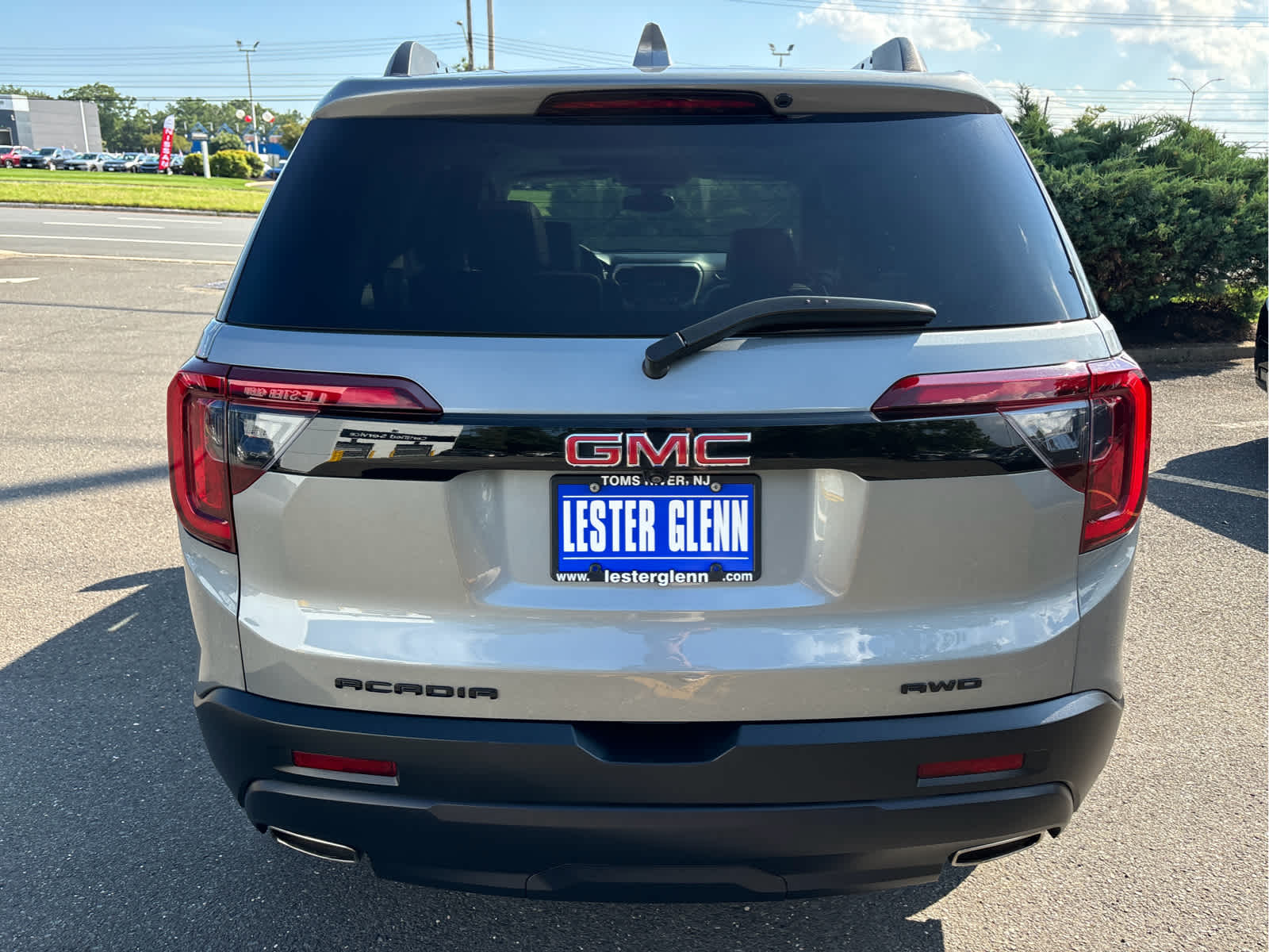 2023 GMC Acadia SLT