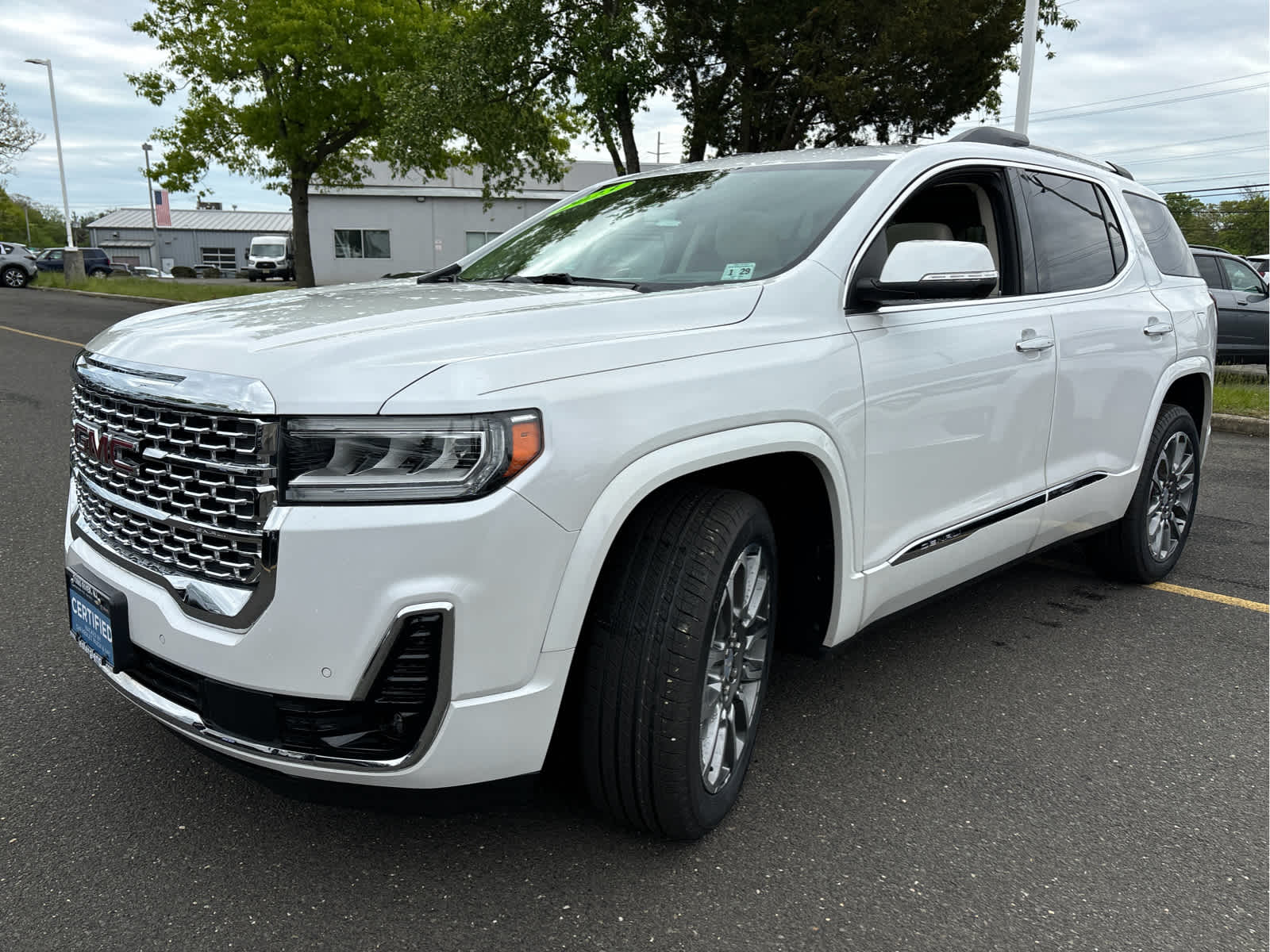 2023 GMC Acadia Denali