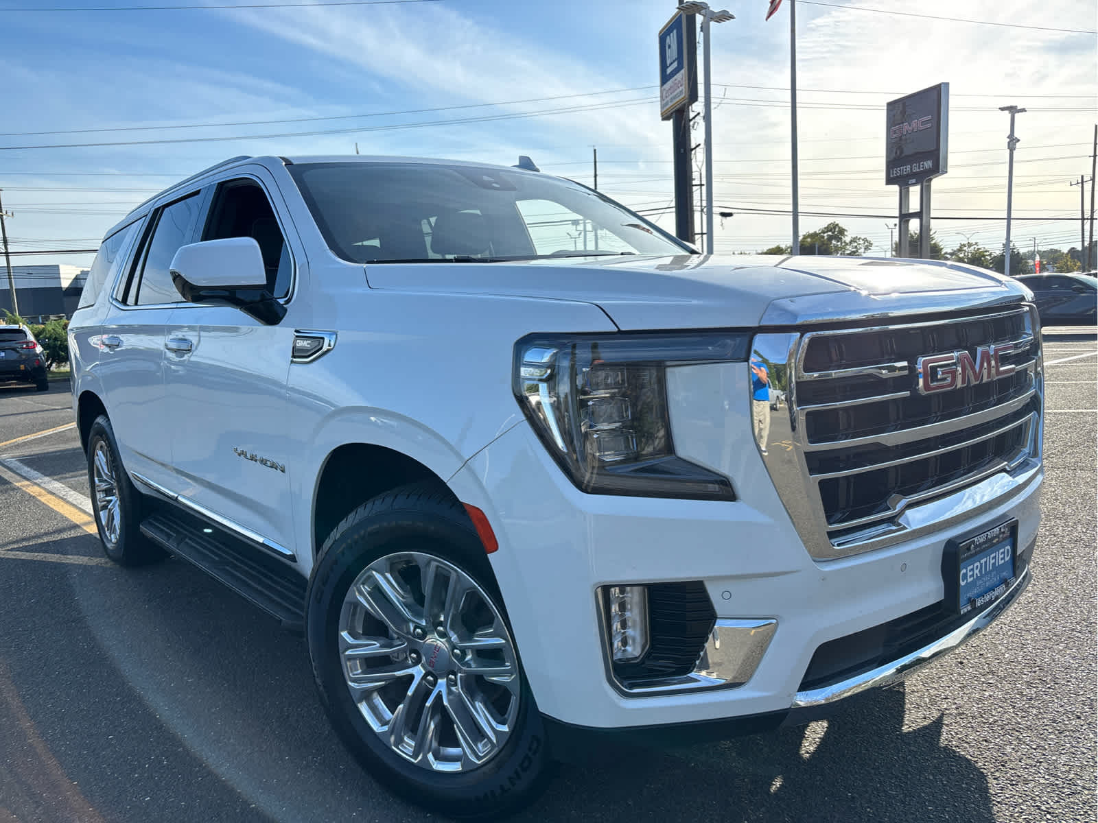 2023 GMC Yukon SLT