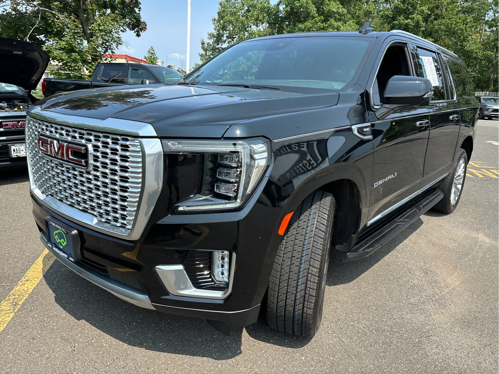 2023 GMC Yukon XL Denali