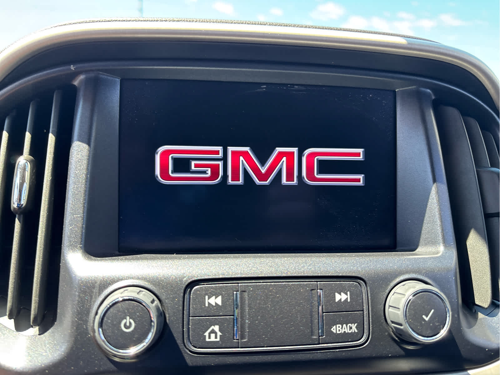 2022 GMC Canyon Denali