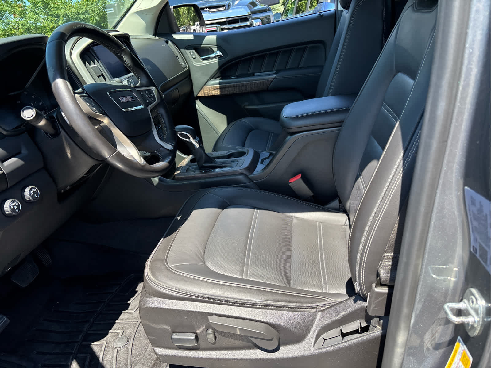 2022 GMC Canyon Denali