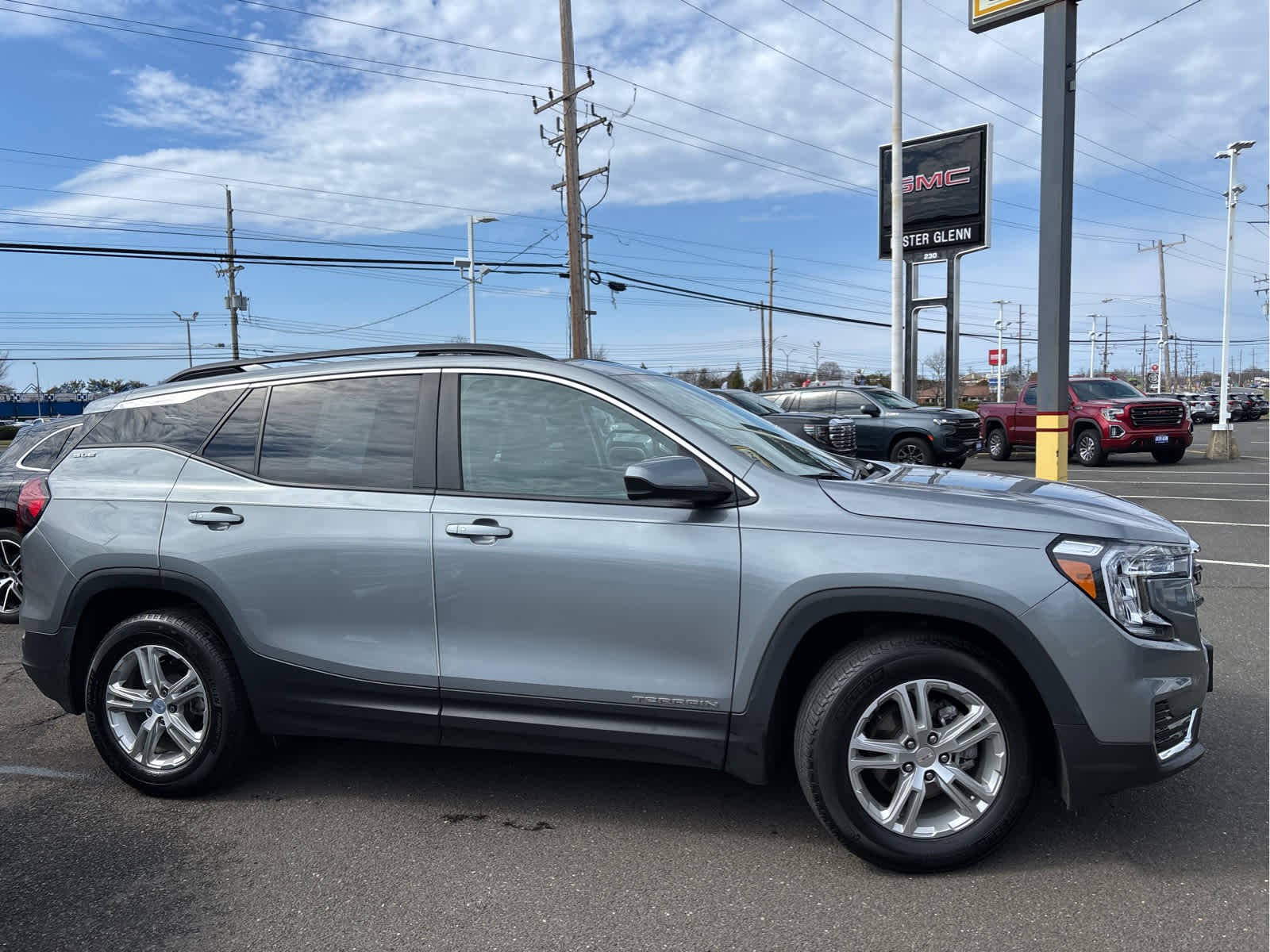 2023 GMC Terrain SLE