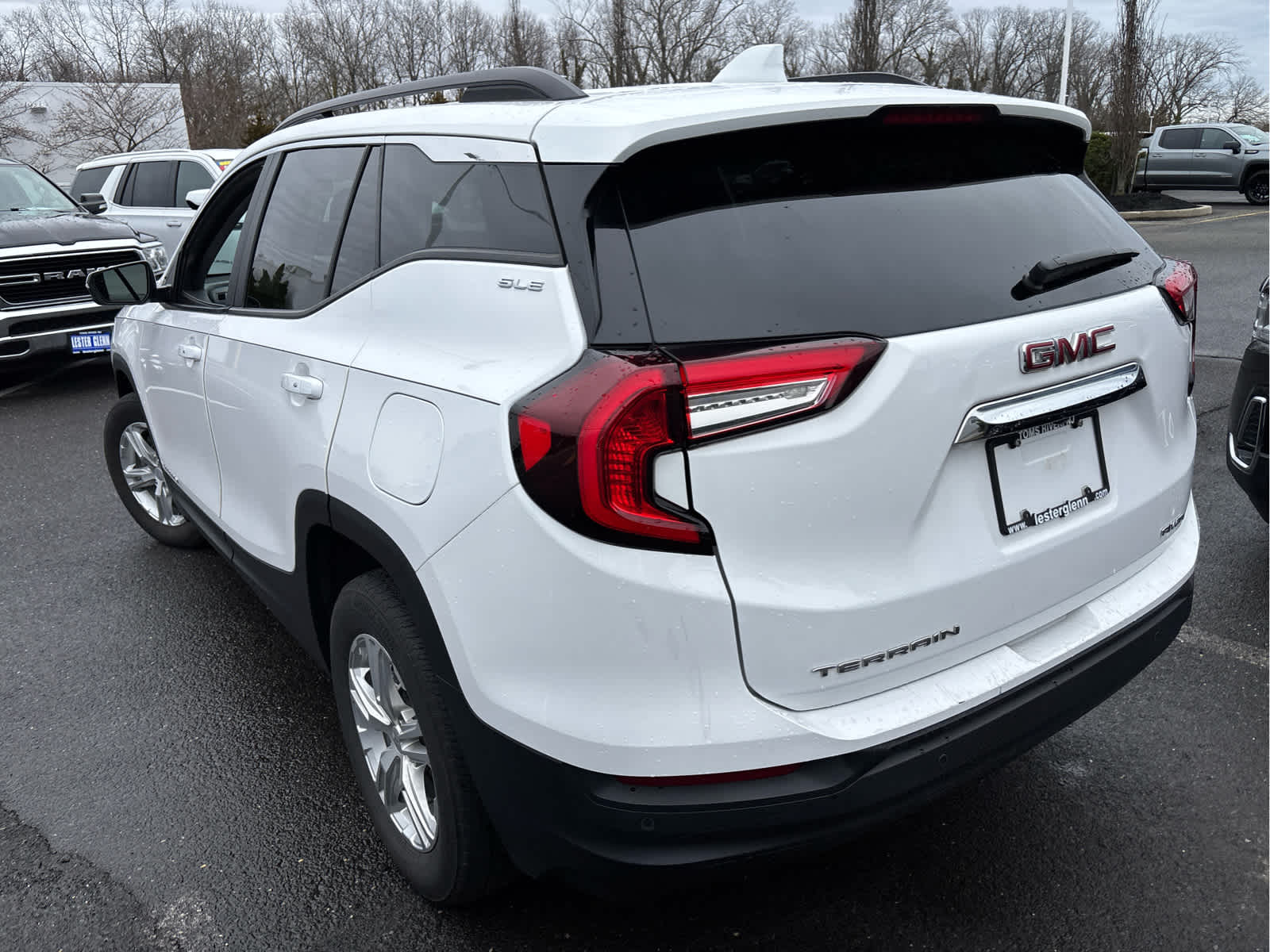 2023 GMC Terrain SLE