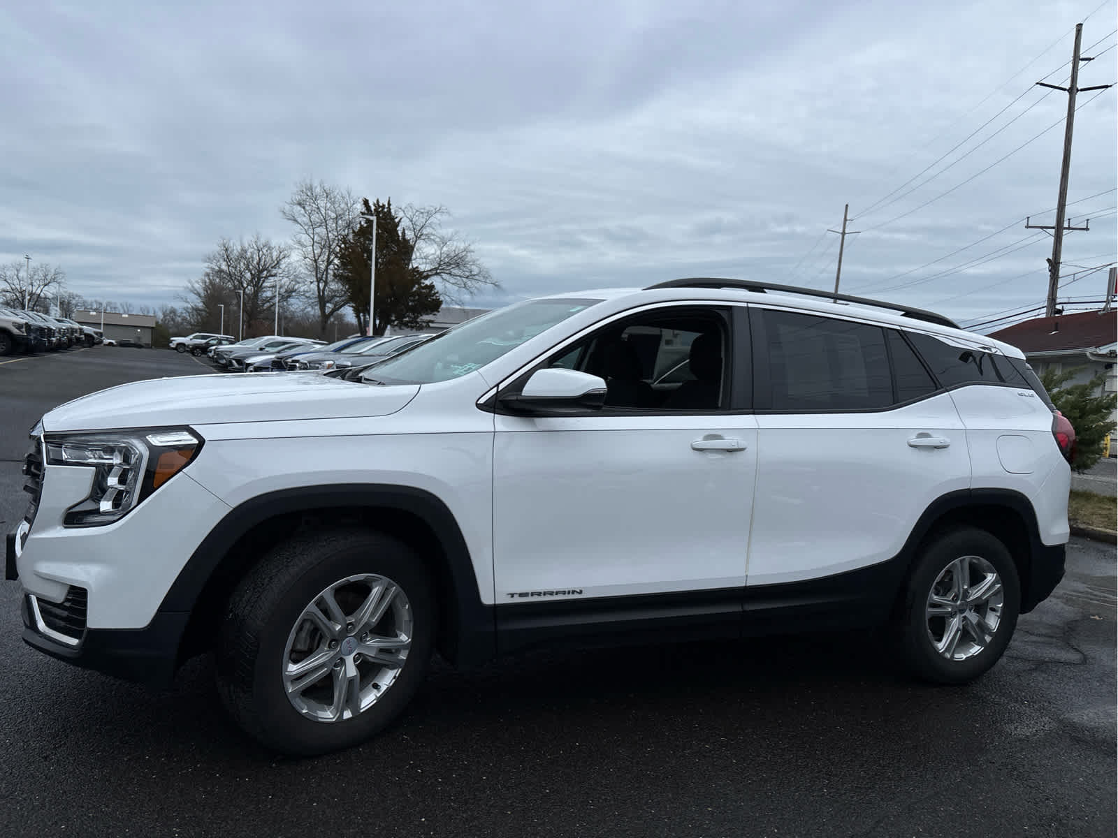 2023 GMC Terrain SLE