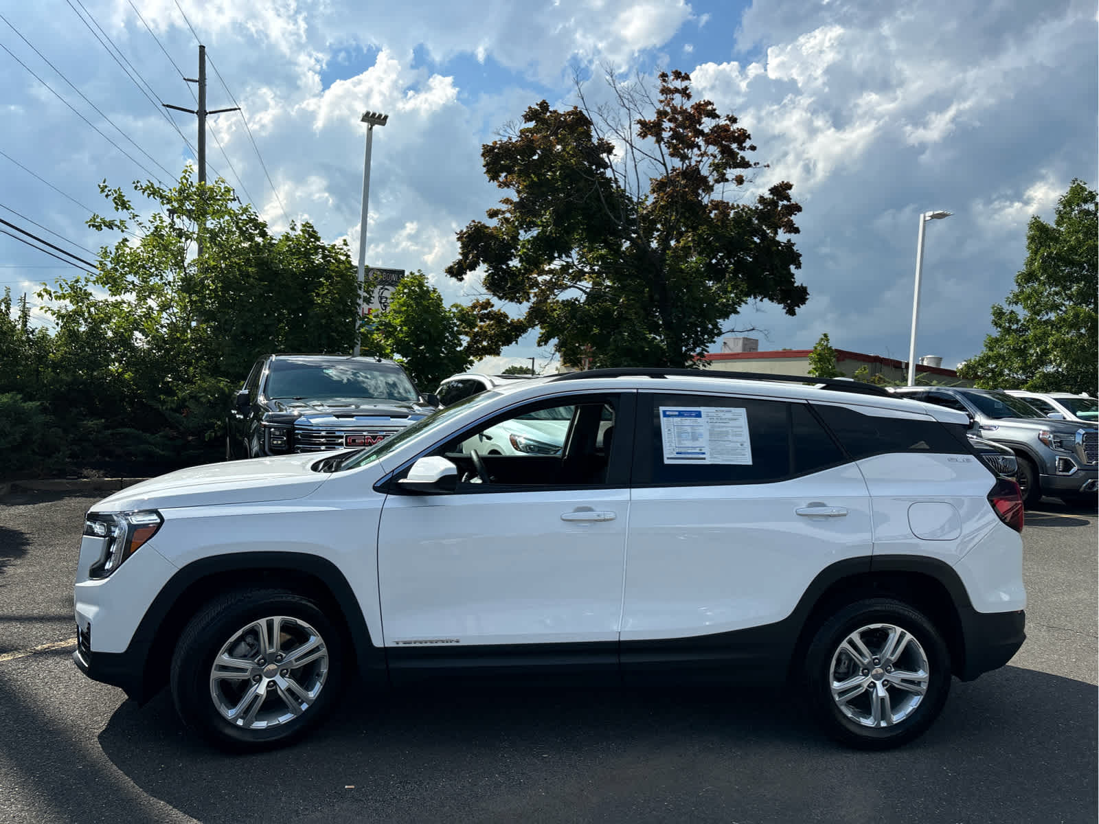 2024 GMC Terrain SLE