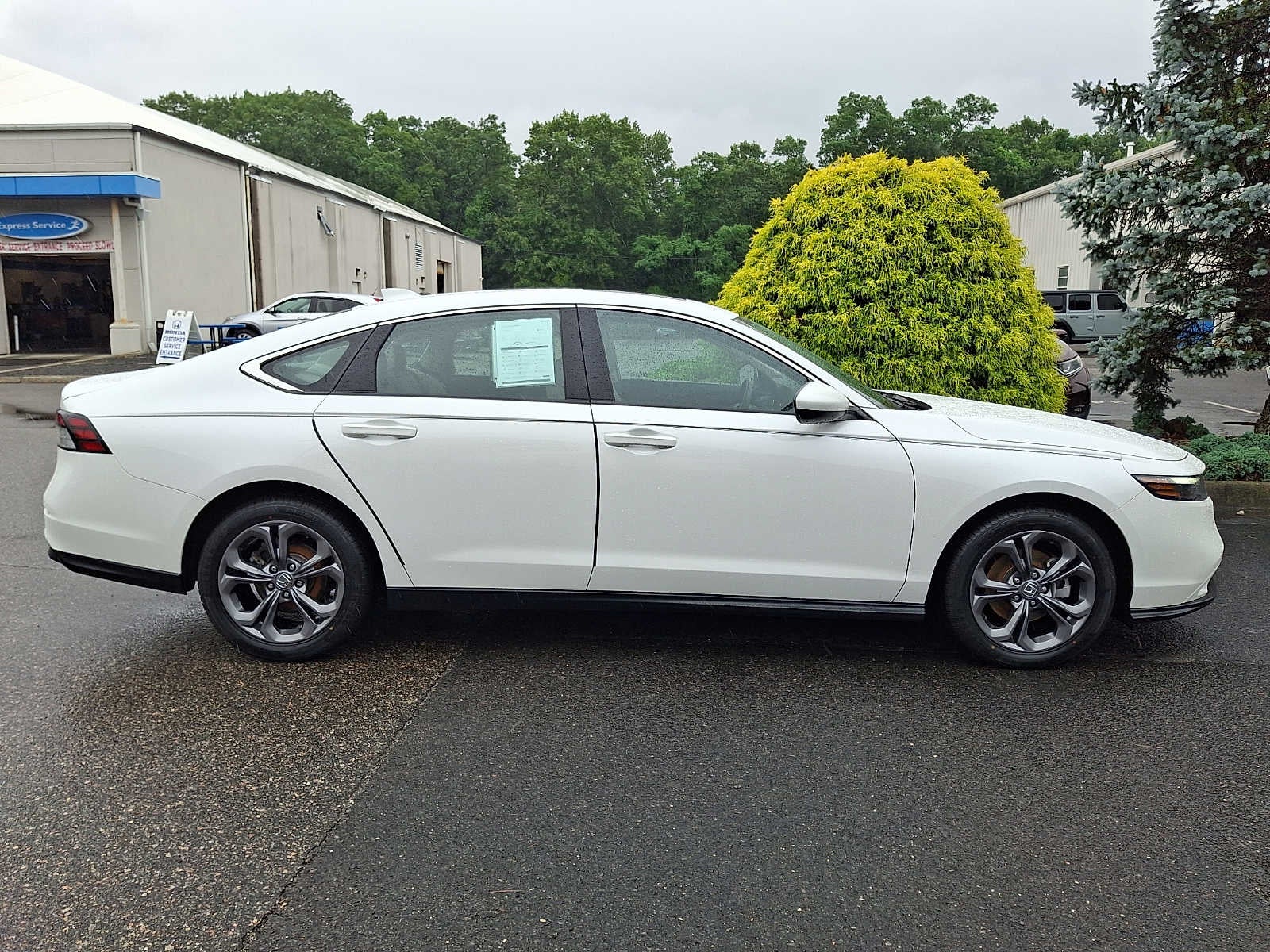 2023 Honda Accord EX