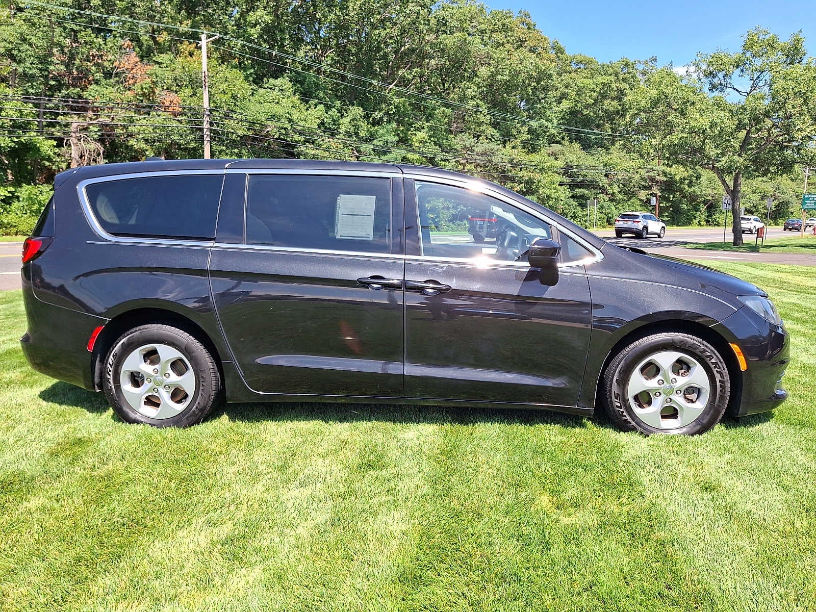 2017 Chrysler Pacifica LX