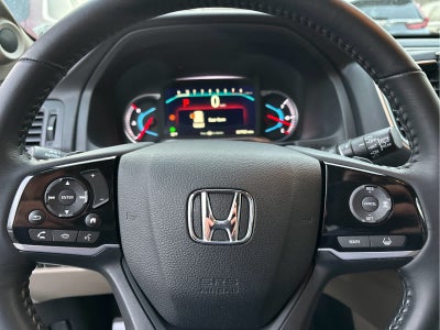 2022 Honda Pilot Touring 8-Passenger