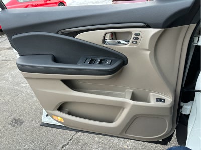 2022 Honda Pilot Touring 8-Passenger