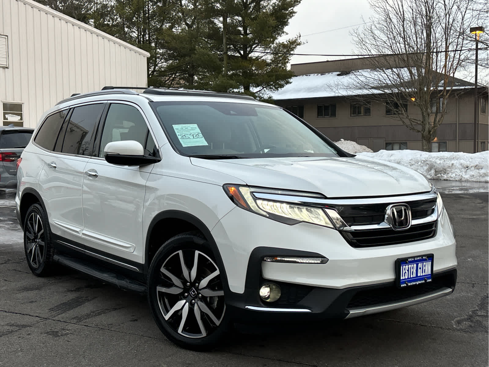 2022 Honda Pilot Touring 8-Passenger