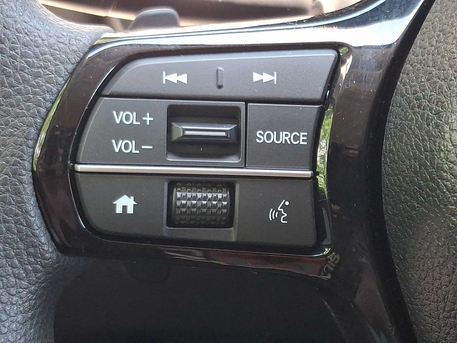 2023 Honda Pilot LX