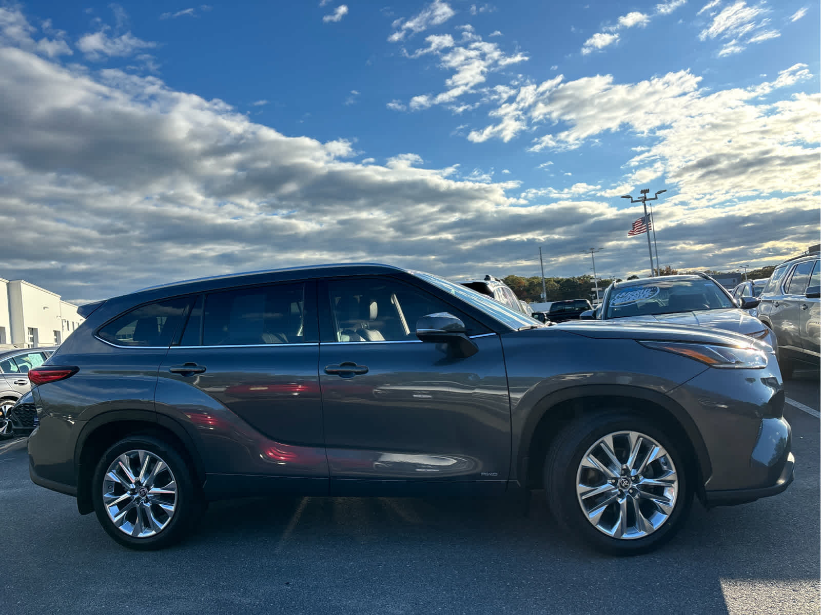 2023 Toyota Highlander Hybrid Limited