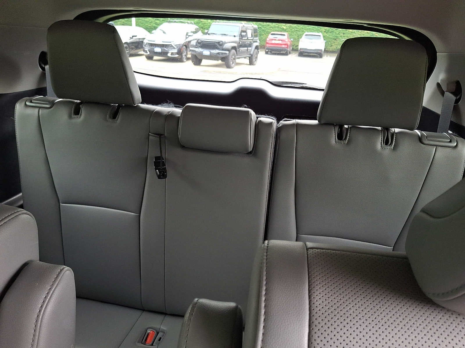 2022 Toyota Highlander Hybrid Limited