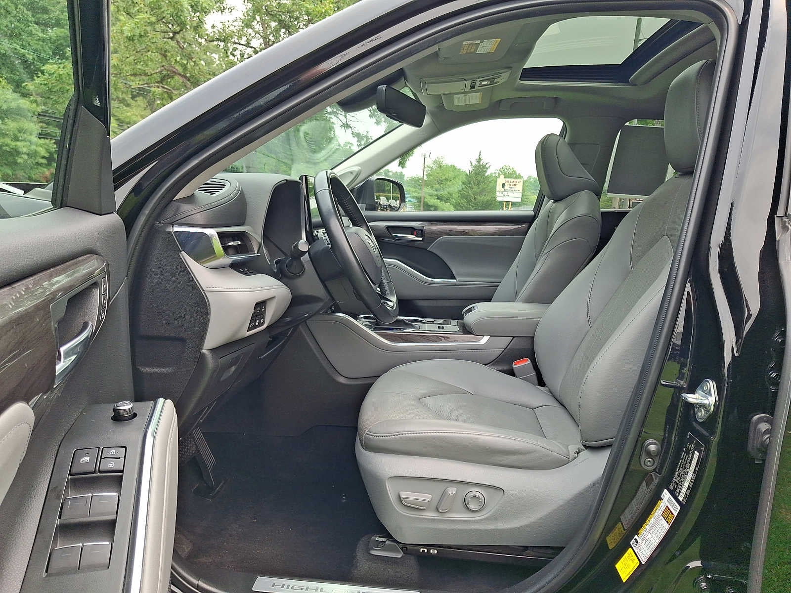 2022 Toyota Highlander Hybrid Limited