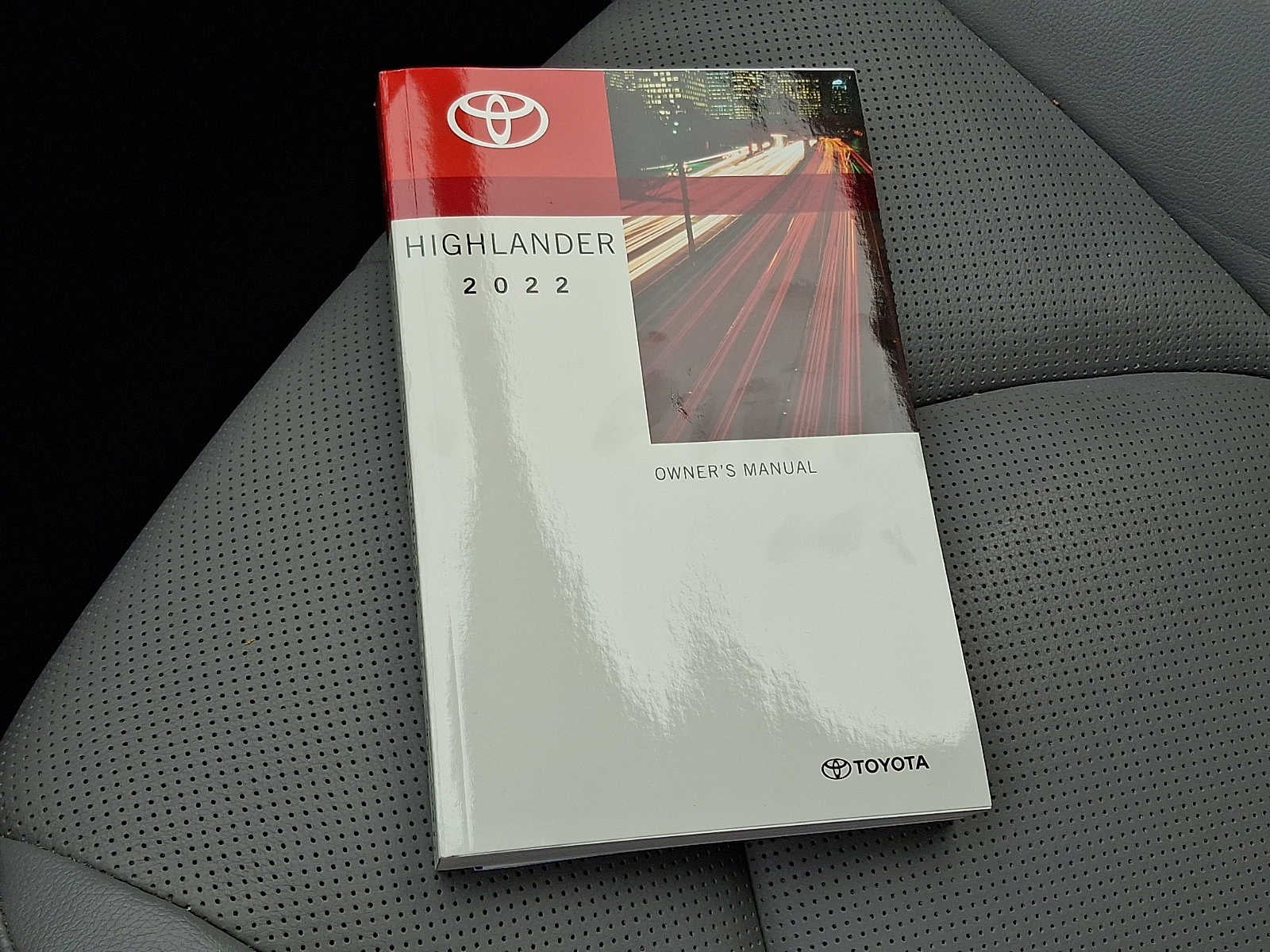 2022 Toyota Highlander Hybrid Limited