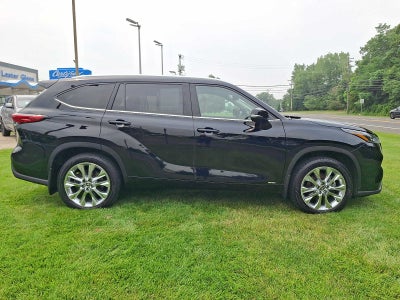 2022 Toyota Highlander Hybrid Limited