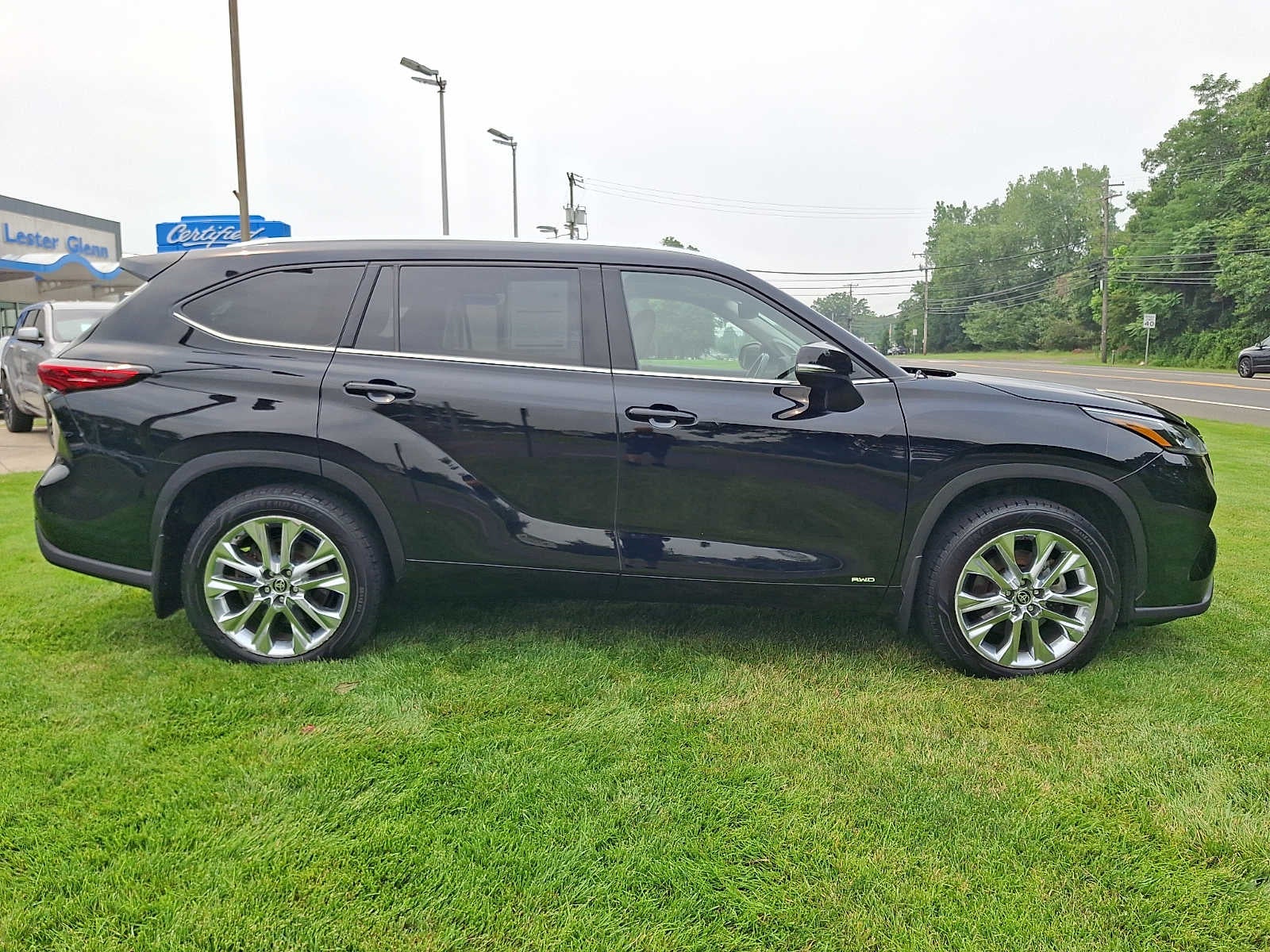 2022 Toyota Highlander Hybrid Limited