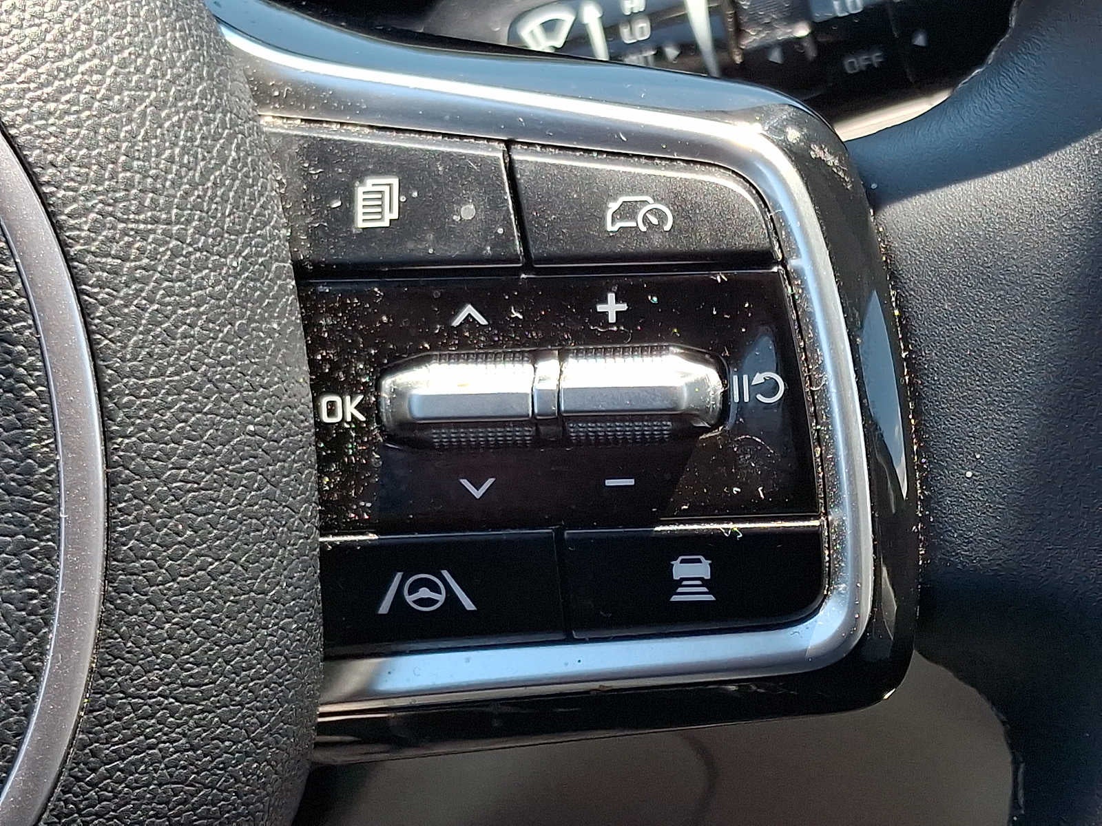 2024 Kia Sorento X-Line EX