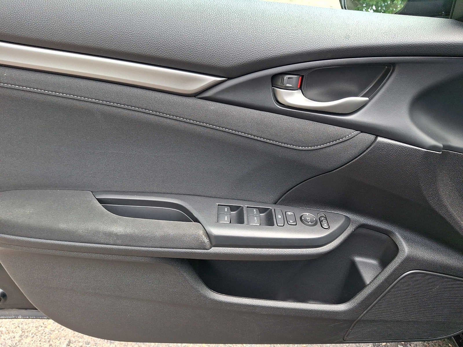 2017 Honda Civic Hatchback EX