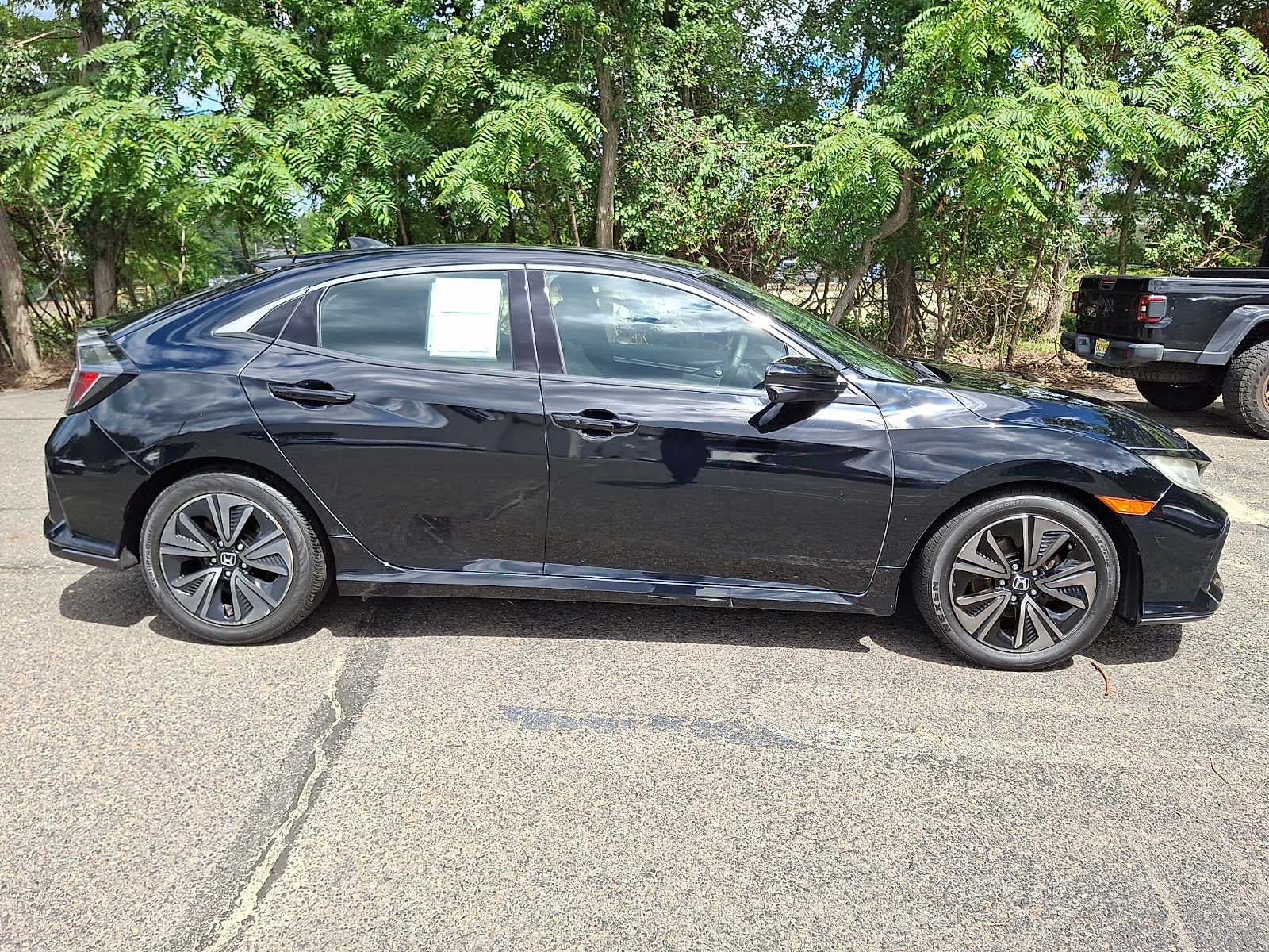 2017 Honda Civic Hatchback EX