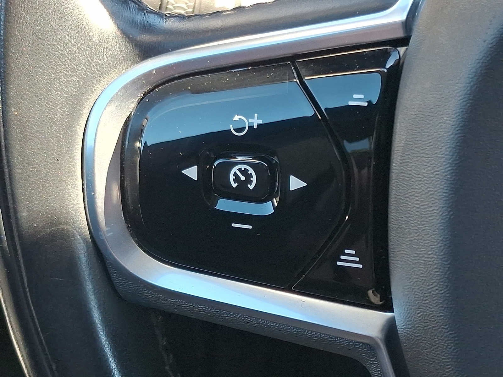 2020 Volvo XC60 Inscription