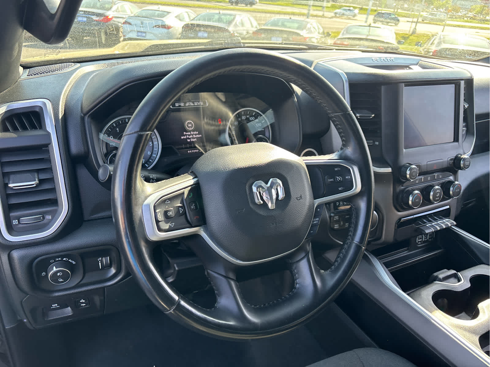 2022 RAM 1500 Big Horn Quad Cab 4x4 6'4" Box