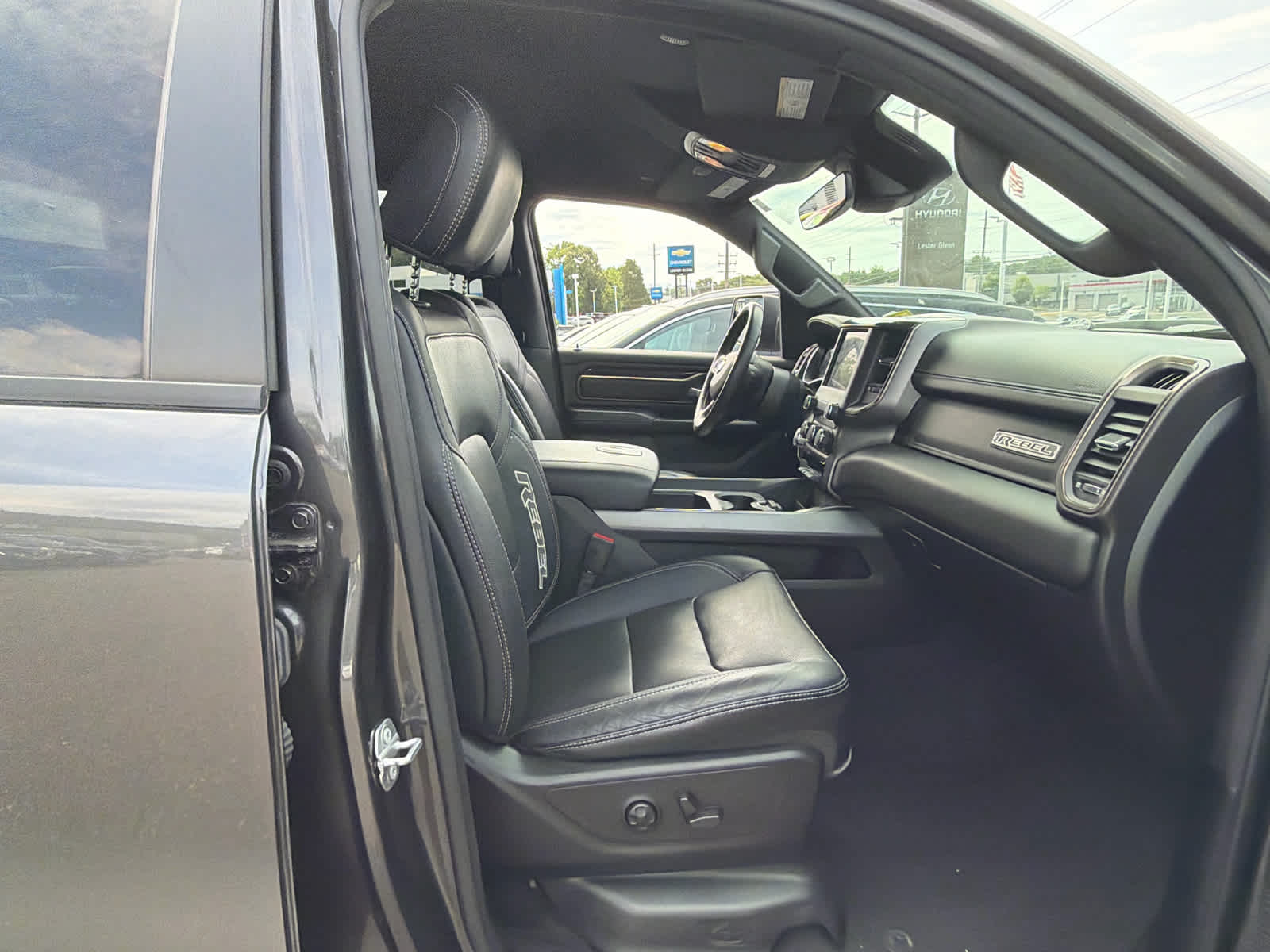 2021 RAM 1500 Rebel Crew Cab 4x4 5'7" Box