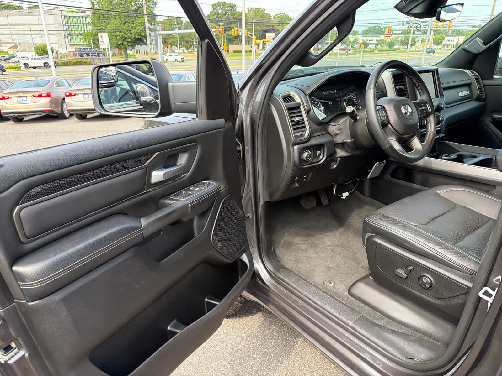 2021 RAM 1500 Rebel Crew Cab 4x4 5'7" Box