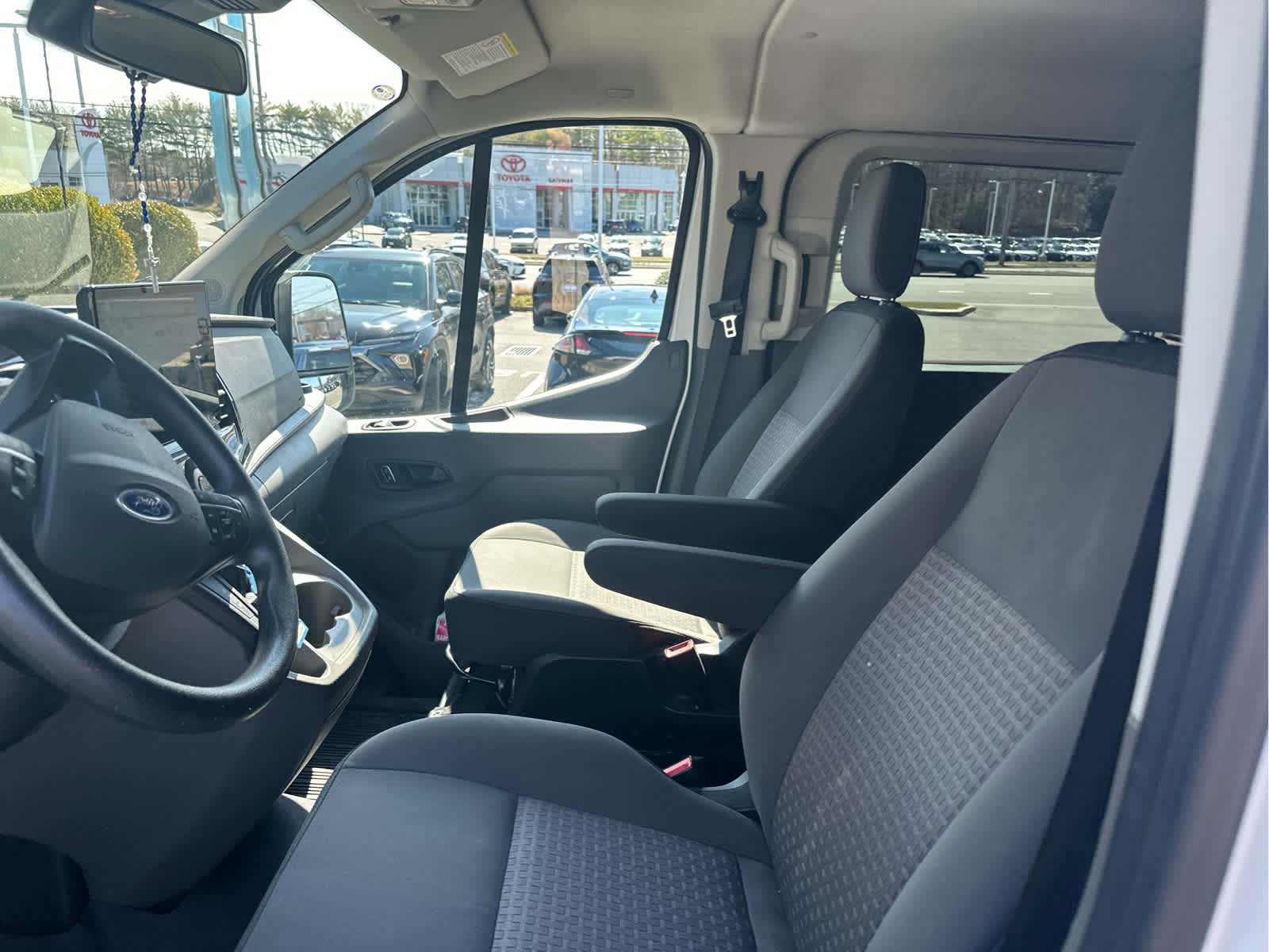 2023 Ford Transit Passenger Wagon XL