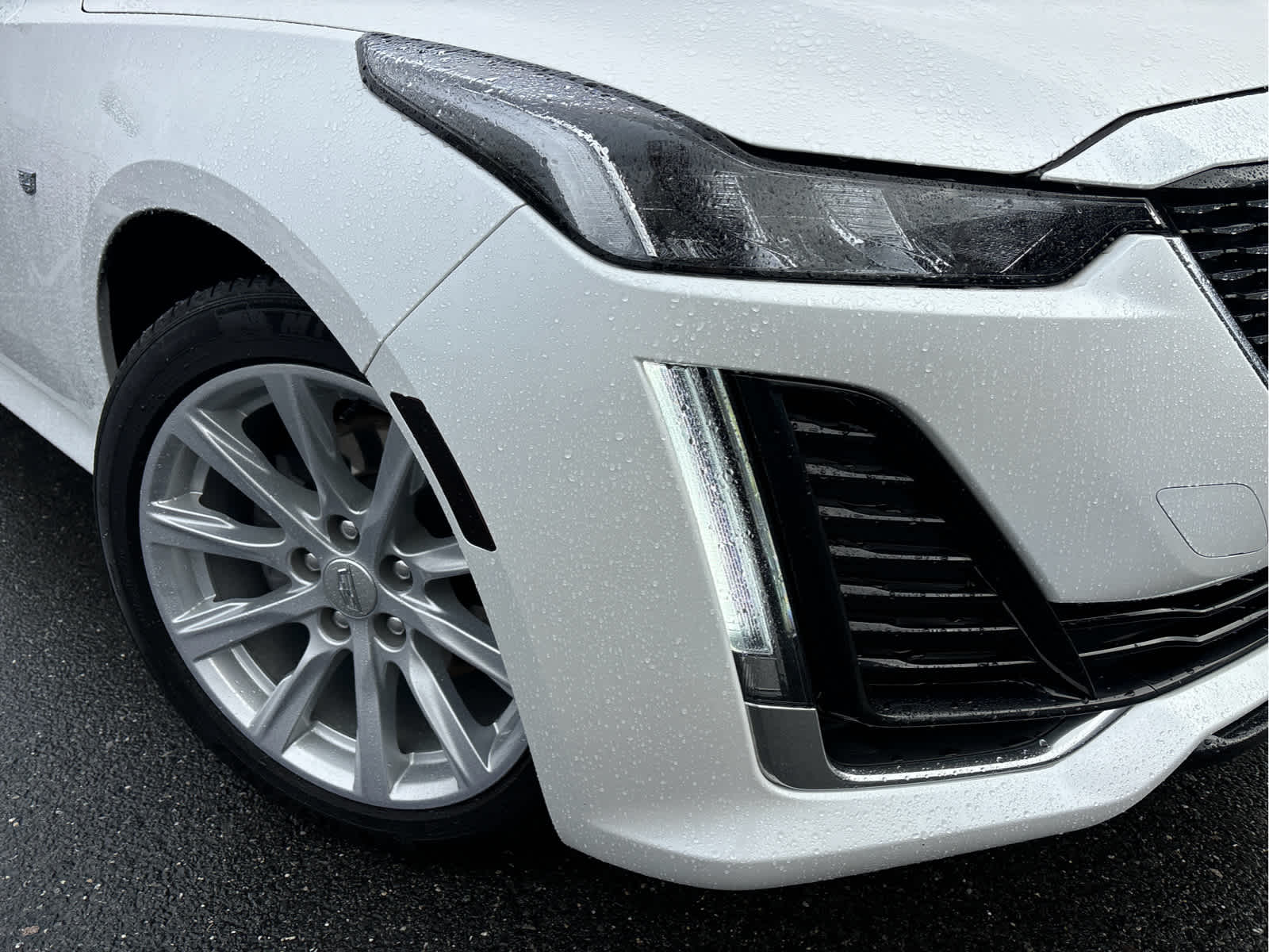 2024 Cadillac CT5 Luxury