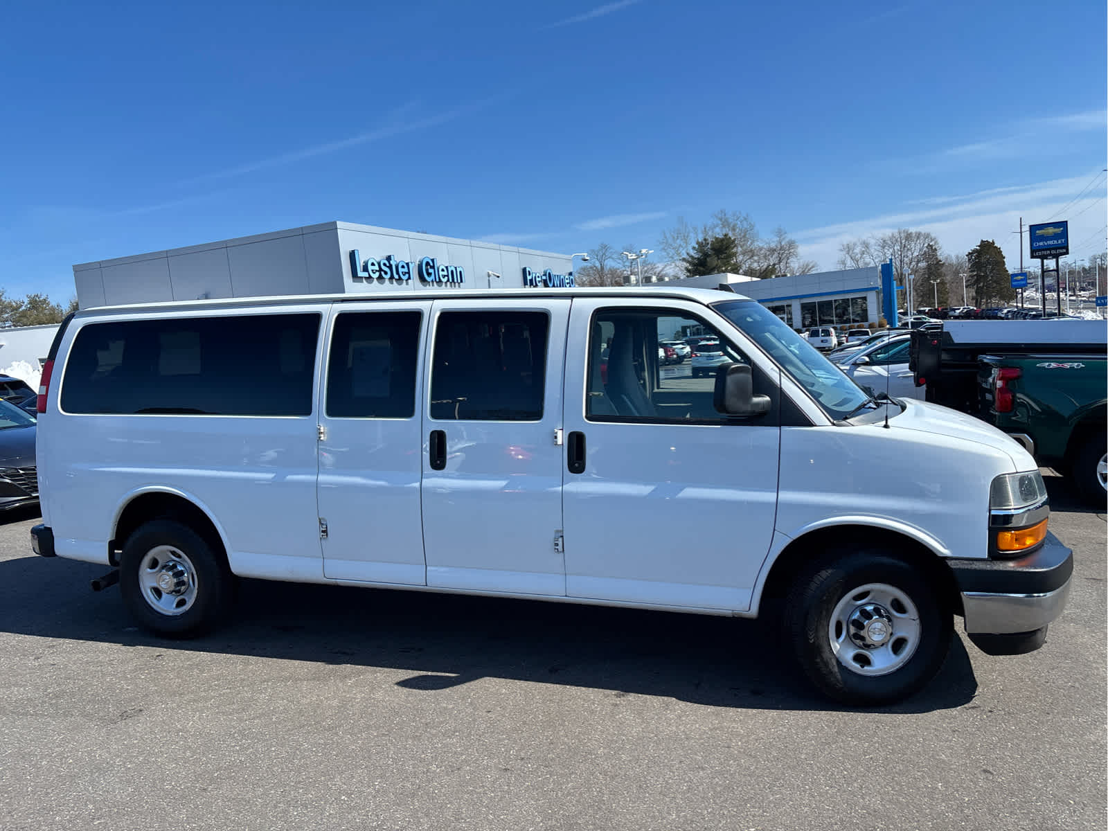 2019 Chevrolet Express Passenger 3500 LT