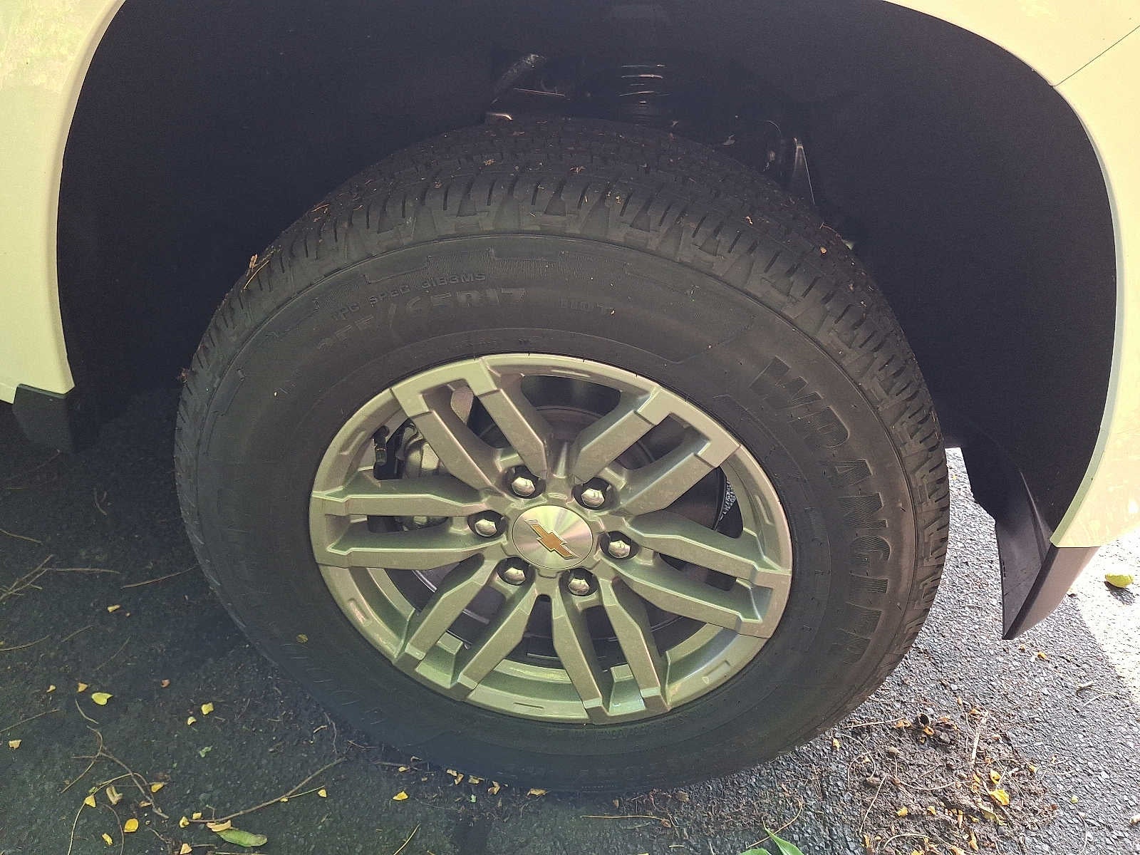 2025 Chevrolet Colorado WT/LT