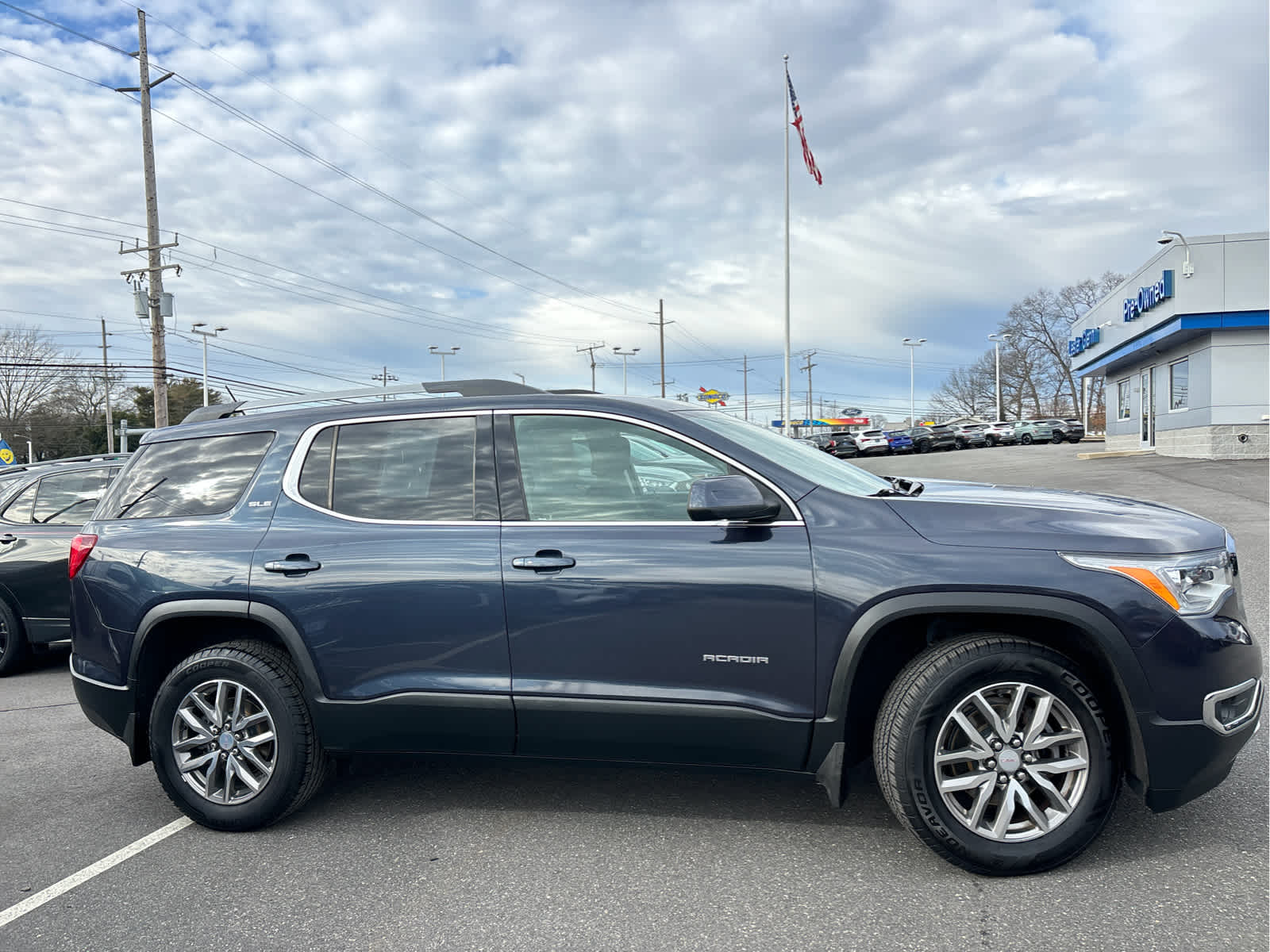 2019 GMC Acadia SLE