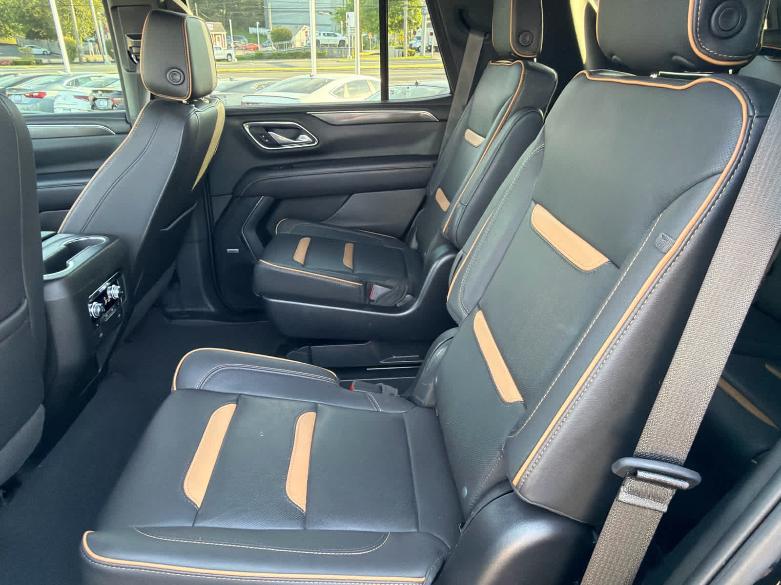 2022 GMC Yukon AT4