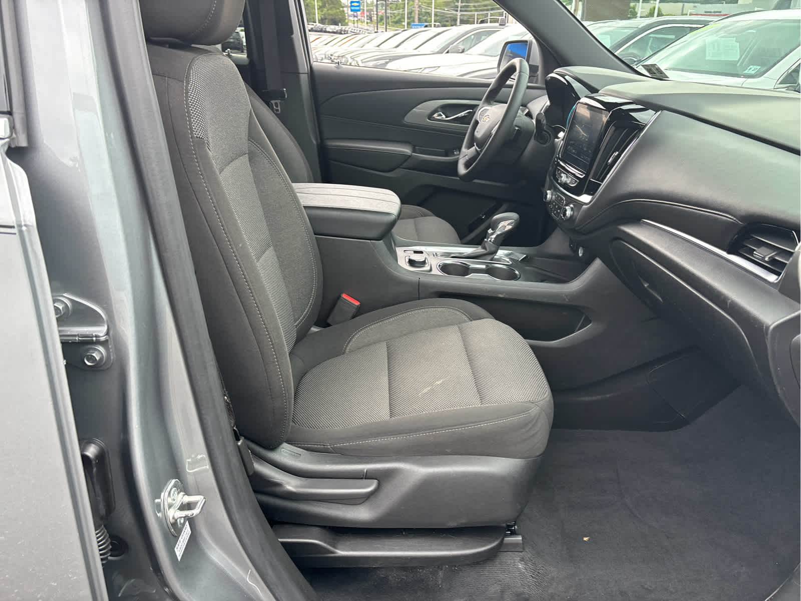 2024 Chevrolet Traverse Limited LT Cloth