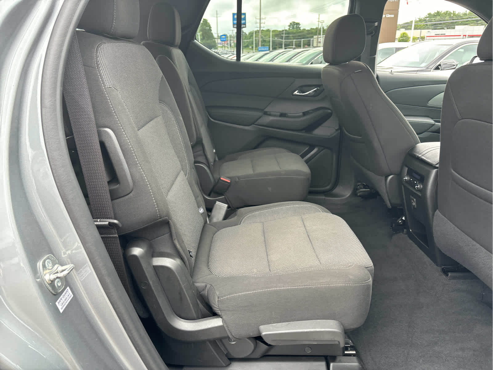 2024 Chevrolet Traverse Limited LT Cloth