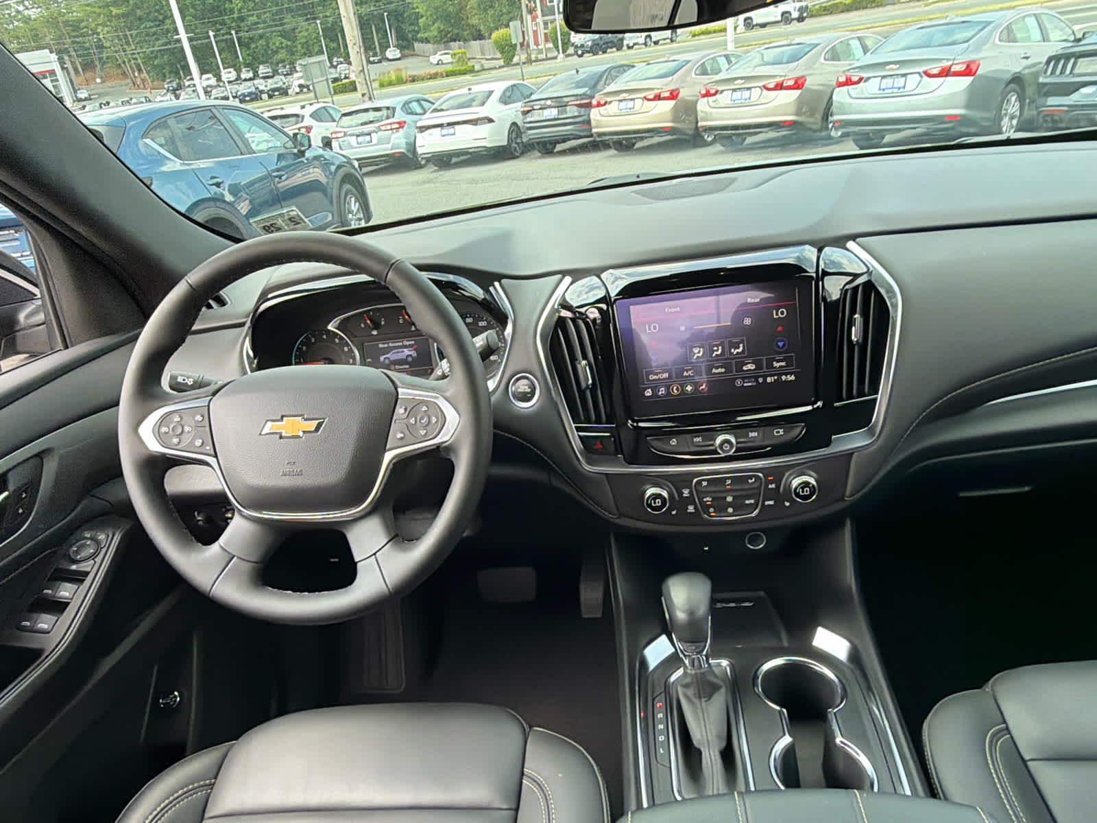 2024 Chevrolet Traverse Limited LT Leather