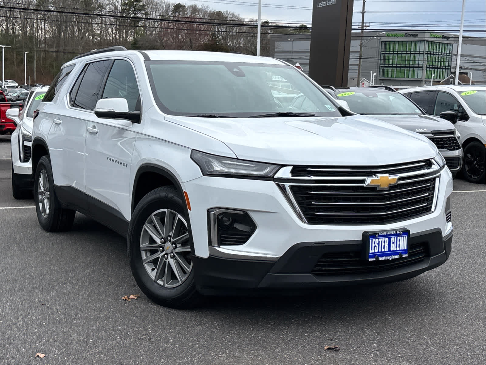 2023 Chevrolet Traverse LT Cloth
