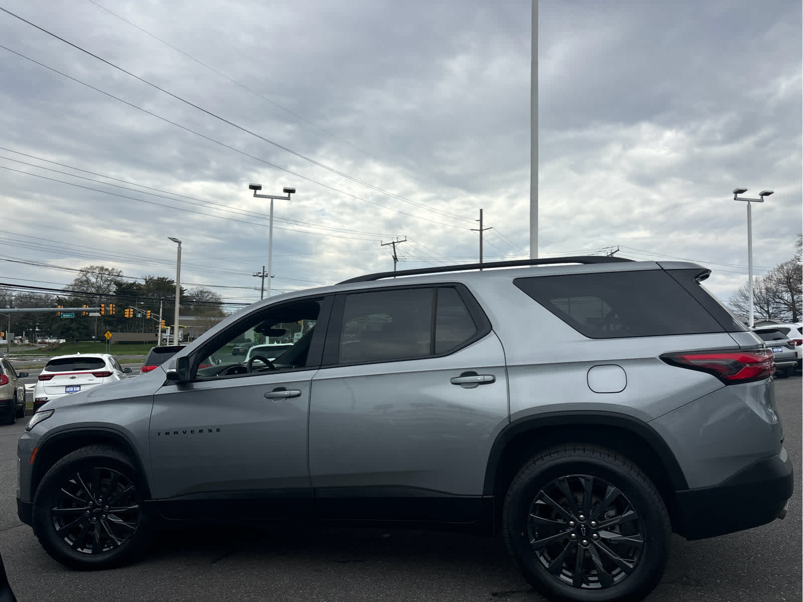 2023 Chevrolet Traverse RS