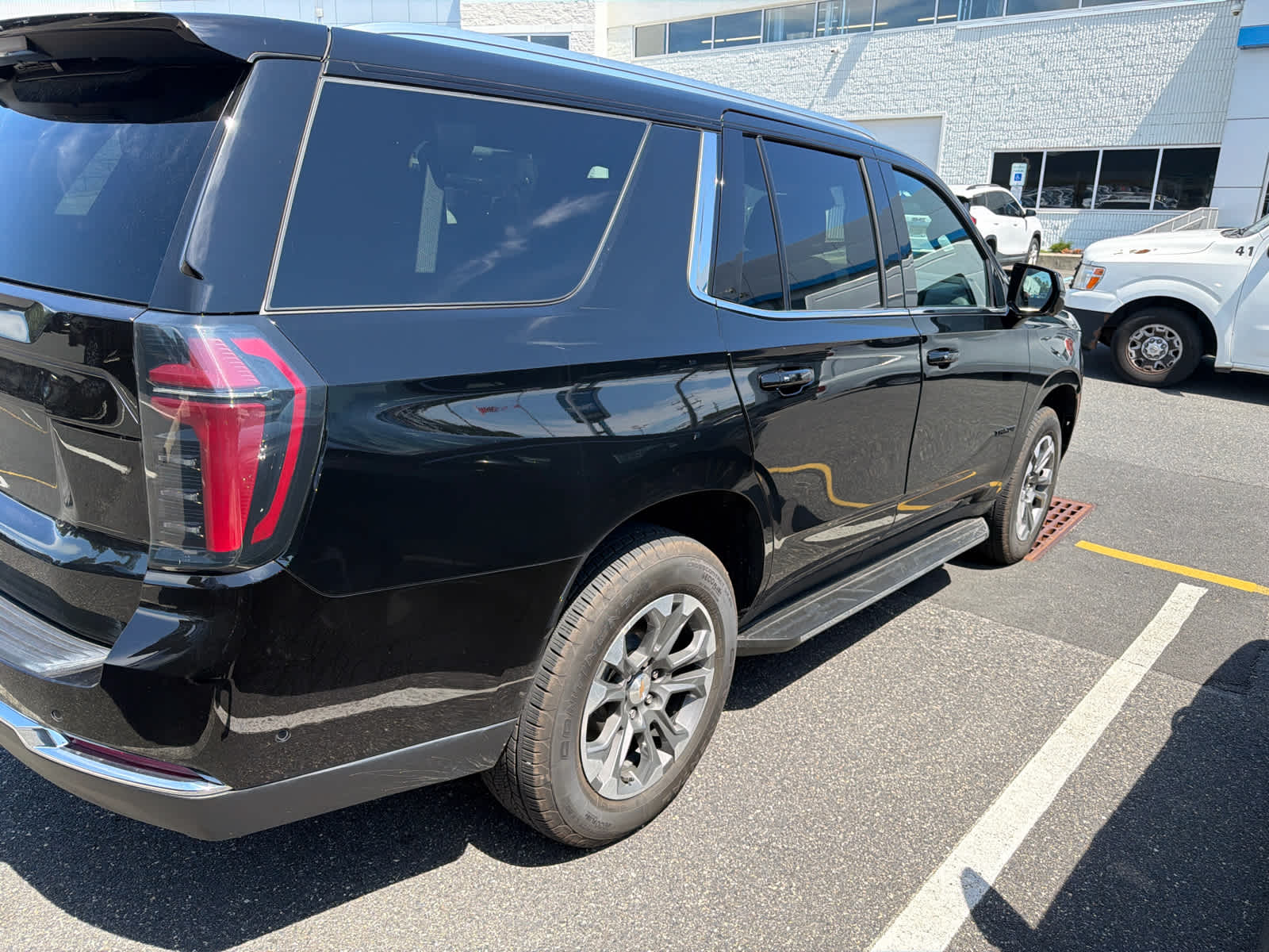 2025 Chevrolet Tahoe LS