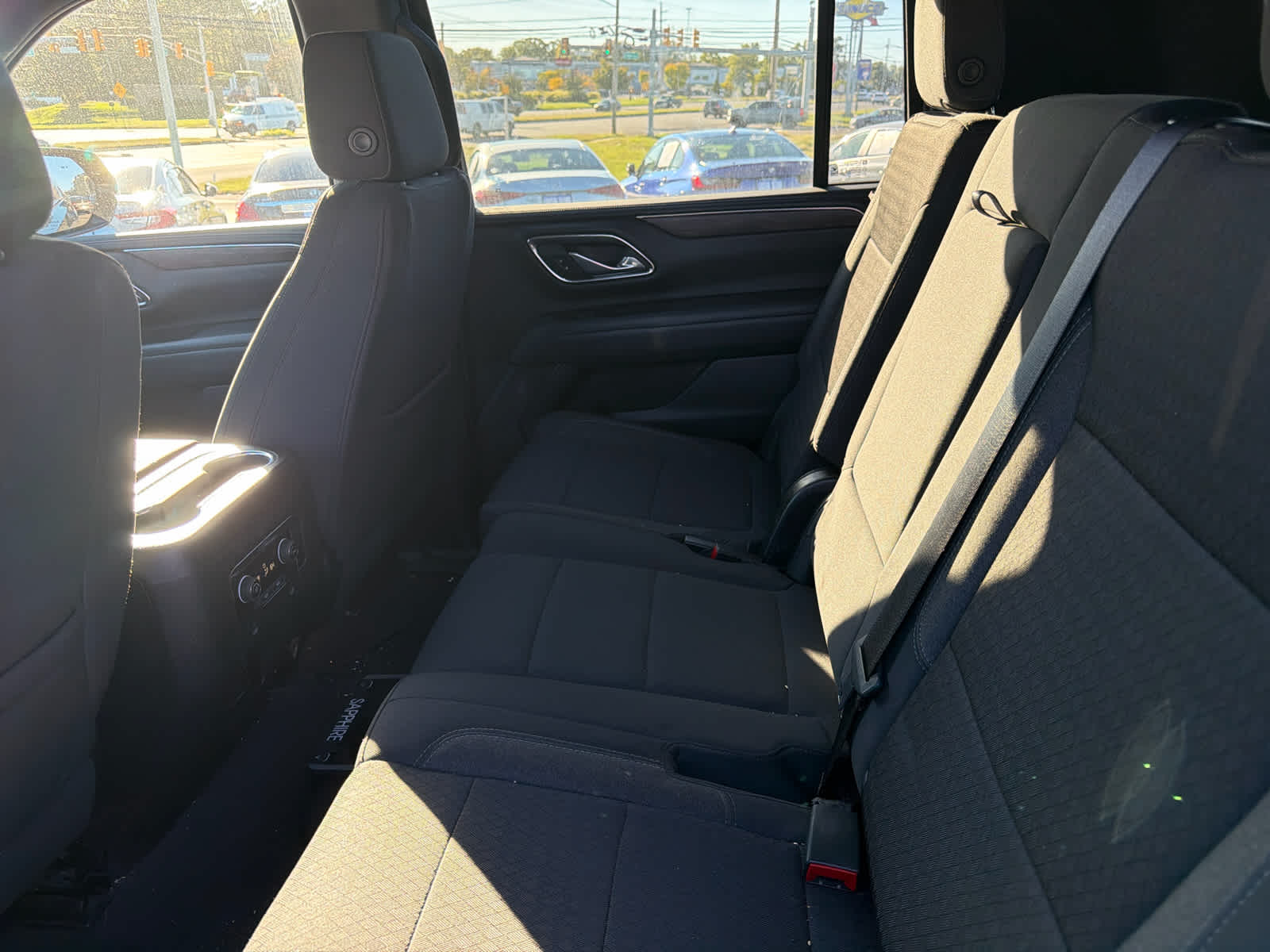 2023 Chevrolet Suburban LS