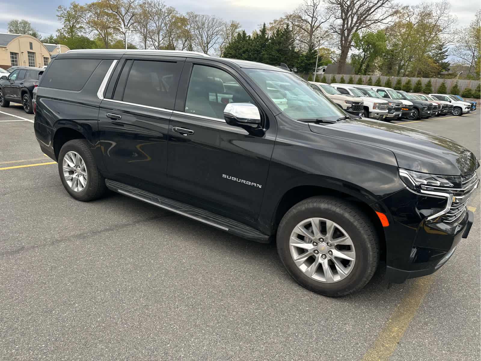 2023 Chevrolet Suburban Premier
