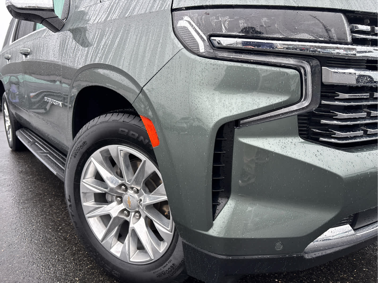 2023 Chevrolet Suburban Premier