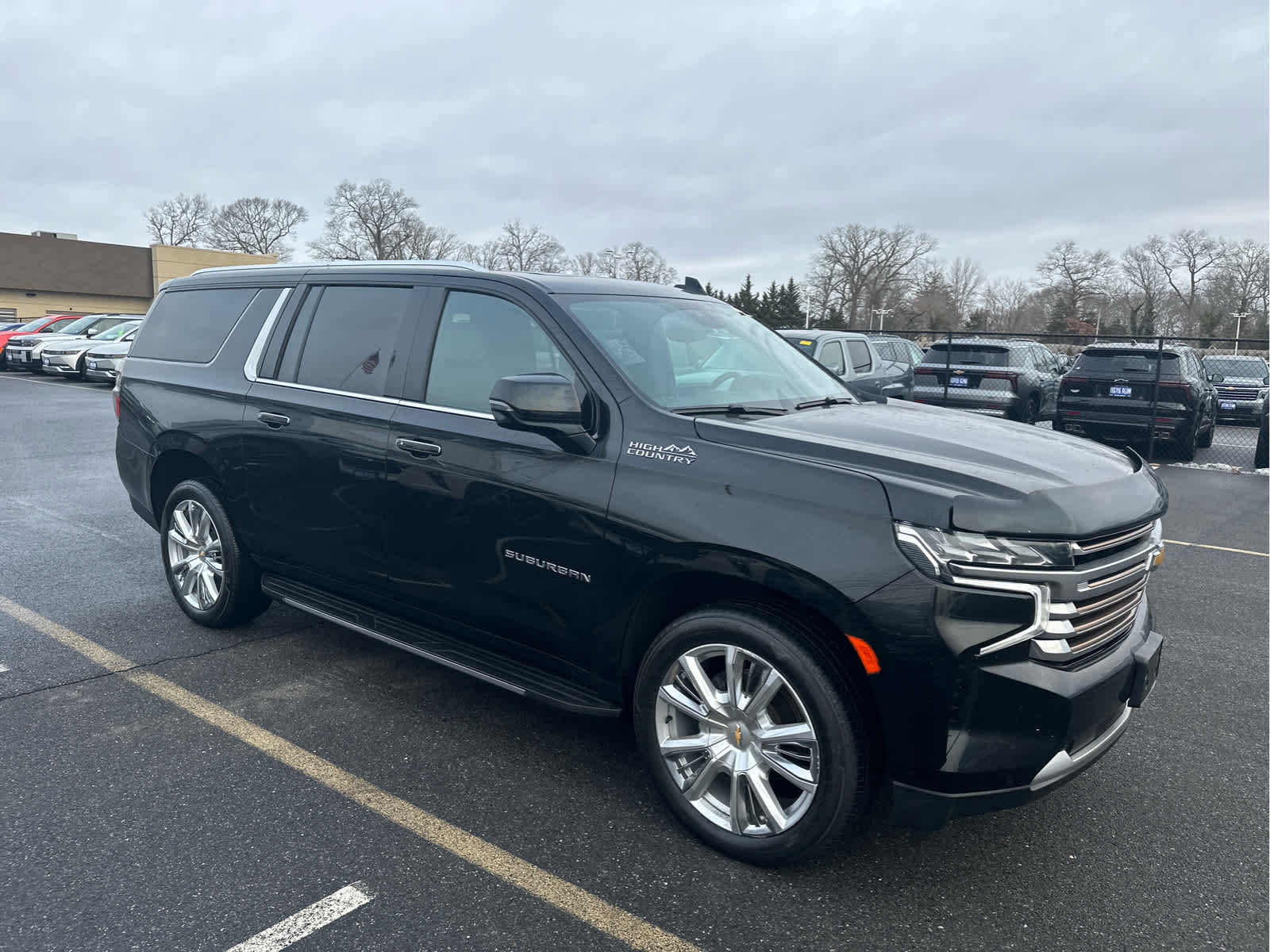 2023 Chevrolet Suburban High Country